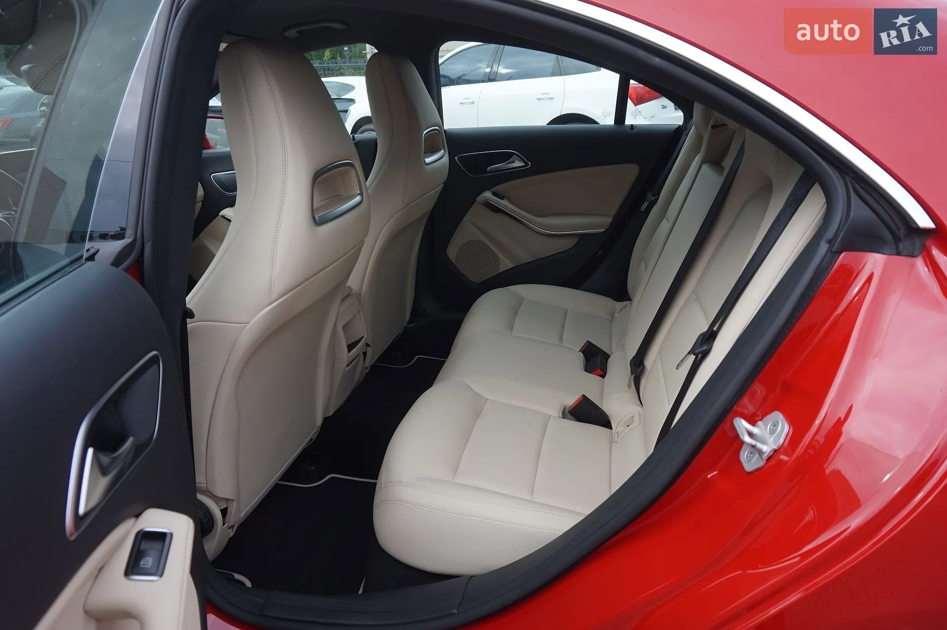 2015 Mercedes-Benz CLA-klasse - мініатюра 26