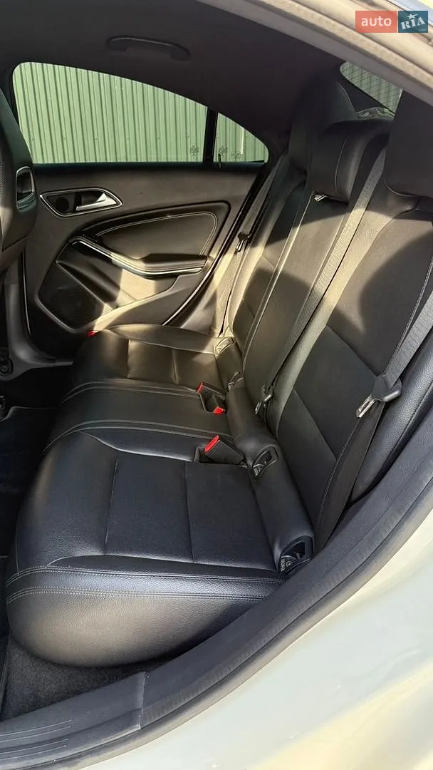 2013 Mercedes-Benz CLA-klasse - мініатюра 19