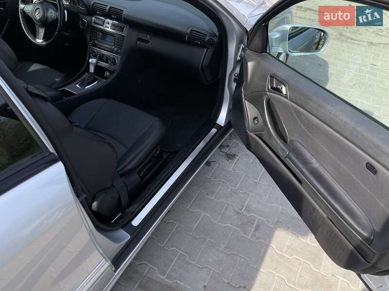 Купе Mercedes-Benz CLC-Class 2008 в Тернополе