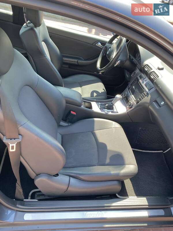 Купе Mercedes-Benz CLC-Class 2008 в Ровно