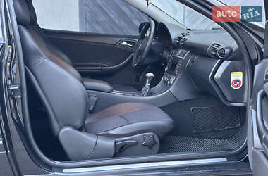 Купе Mercedes-Benz CLC-Class 2009 в 