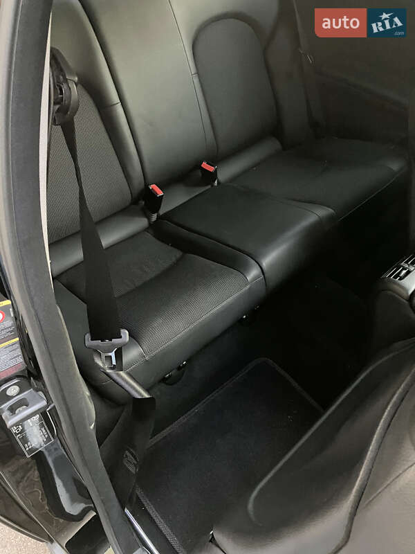 Купе Mercedes-Benz CLC-Class 2009 в Киеве