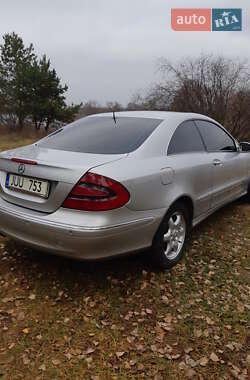 Купе Mercedes-Benz CLK-Class 2002 в 