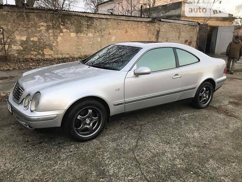 Купе Mercedes-Benz CLK-Class 1998 в 