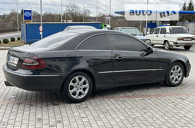 Купе Mercedes-Benz CLK-Class 2002 в 
