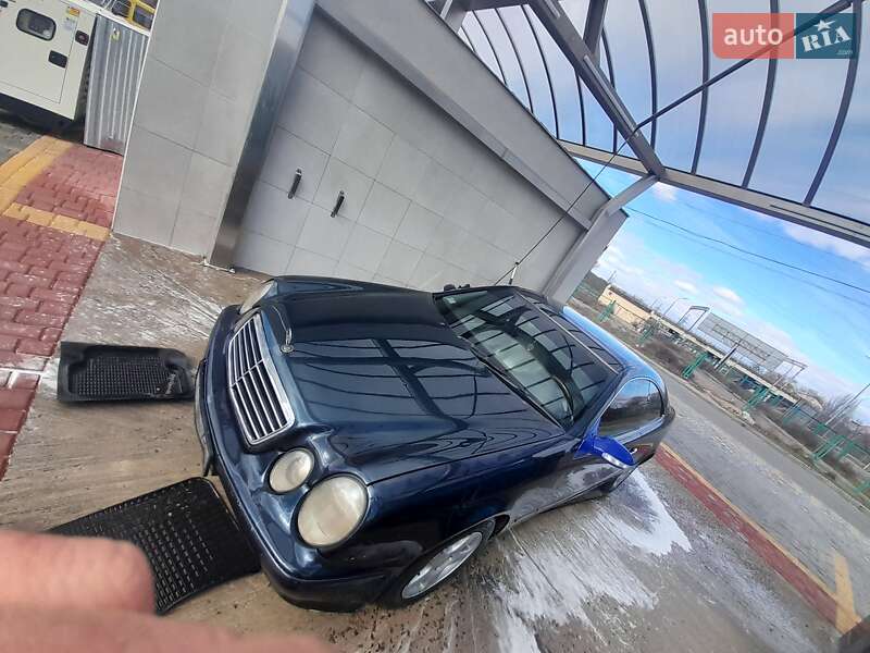 Купе Mercedes-Benz CLK-Class 1999 в Одессе