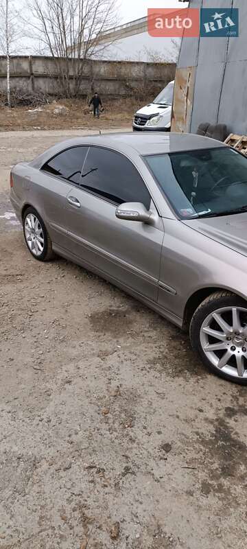 Купе Mercedes-Benz CLK-Class 2004 в Виннице