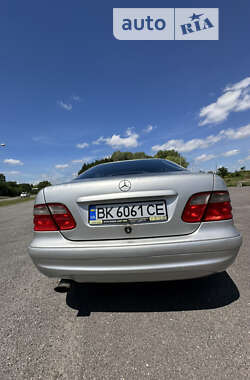 Купе Mercedes-Benz CLK-Class 2001 в Львове