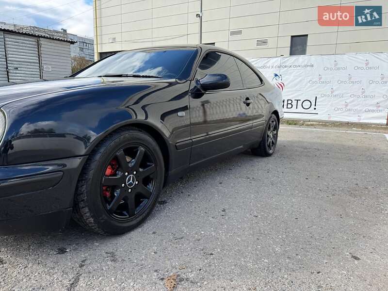 Купе Mercedes-Benz CLK-Class 1997 в Черновцах