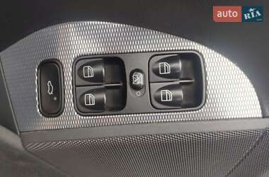 Купе Mercedes-Benz CLK-Class 2004 в 