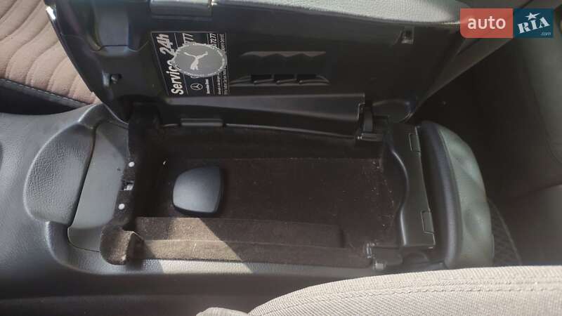 Купе Mercedes-Benz CLK-Class 2004 в Теофіполі фото 35 Купе Mercedes-Benz CLK-Class 2004 в Теофіполі