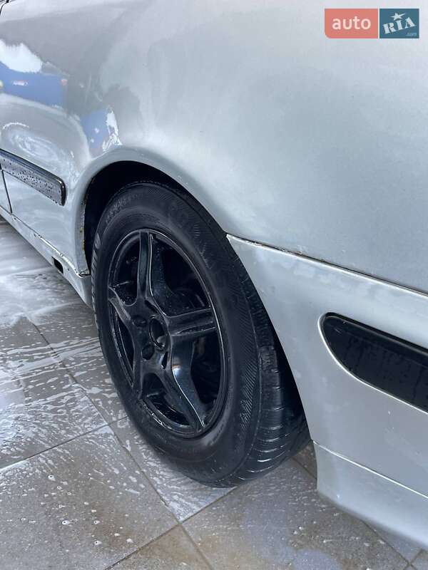 Купе Mercedes-Benz CLK-Class 1999 в Рахові