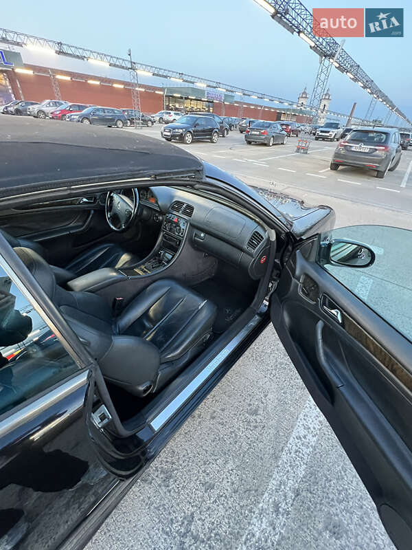 Кабриолет Mercedes-Benz CLK-Class 2002 в Одессе