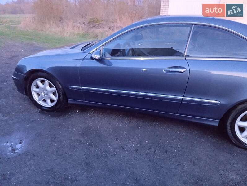 Купе Mercedes-Benz CLK-Class 2003 в Полонному