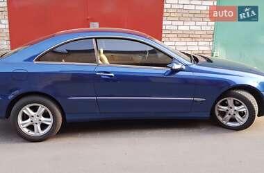 Купе Mercedes-Benz CLK-Class 2004 в 