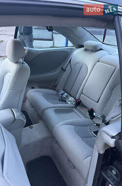 Купе Mercedes-Benz CLK-Class 2005 в 