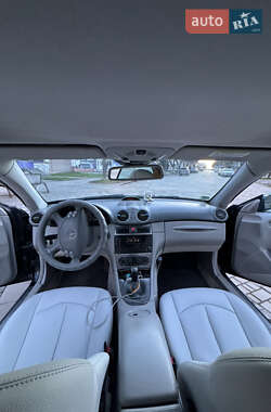 Купе Mercedes-Benz CLK-Class 2005 в 