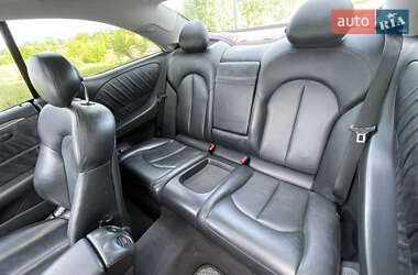 Купе Mercedes-Benz CLK-Class 2004 в 