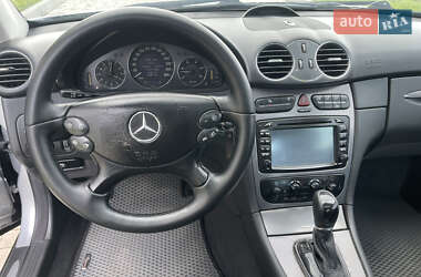 Купе Mercedes-Benz CLK-Class 2004 в 