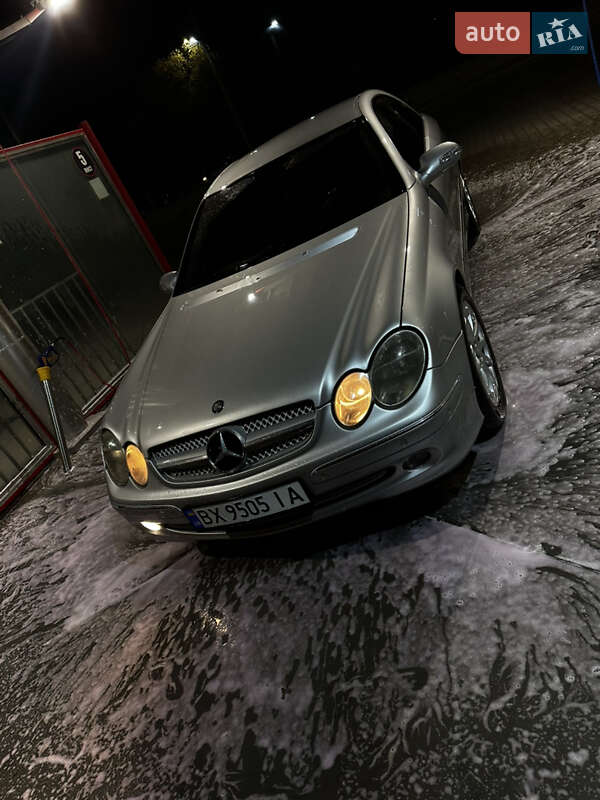 Купе Mercedes-Benz CLK-Class 2003 в 