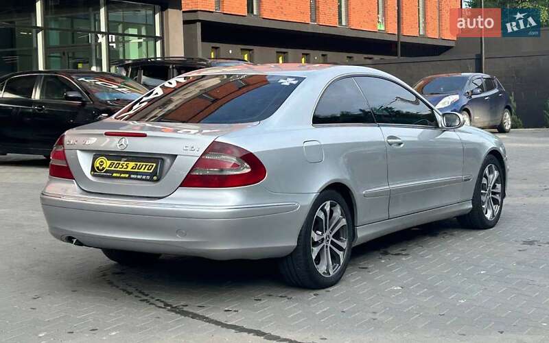 Купе Mercedes-Benz CLK-Class 2004 в Черновцах