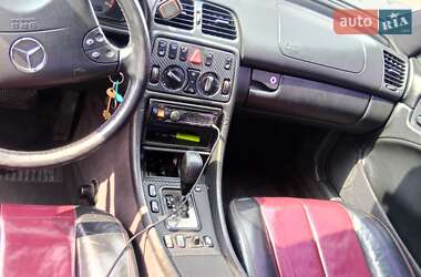 Купе Mercedes-Benz CLK-Class 2001 в 