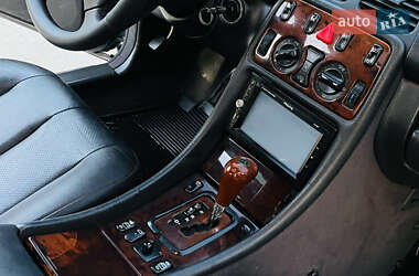 Купе Mercedes-Benz CLK-Class 2001 в 