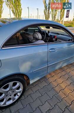Купе Mercedes-Benz CLK-Class 2004 в 