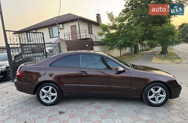 Купе Mercedes-Benz CLK-Class 2004 в 