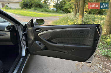 Купе Mercedes-Benz CLK-Class 2004 в 