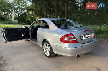 Купе Mercedes-Benz CLK-Class 2004 в 