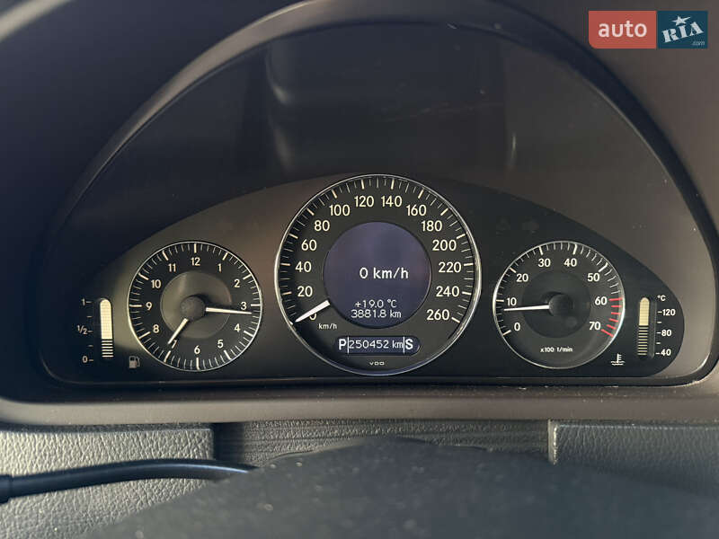 Купе Mercedes-Benz CLK-Class 2004 в Тернополе