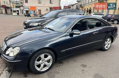 Купе Mercedes-Benz CLK-Class 2005 в 