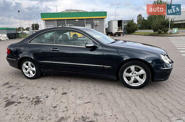Купе Mercedes-Benz CLK-Class 2005 в 