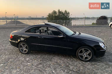 Купе Mercedes-Benz CLK-Class 2003 в 