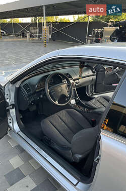Купе Mercedes-Benz CLK-Class 2000 в 