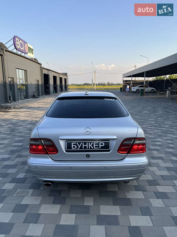 Купе Mercedes-Benz CLK-Class 2000 в Полтаві