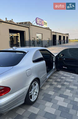 Купе Mercedes-Benz CLK-Class 2000 в 