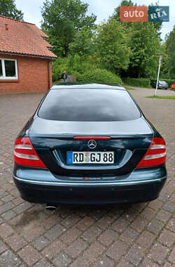 Купе Mercedes-Benz CLK-Class 2004 в 