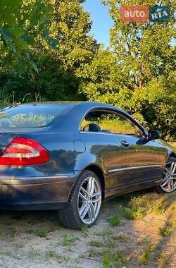 Купе Mercedes-Benz CLK-Class 2004 в 