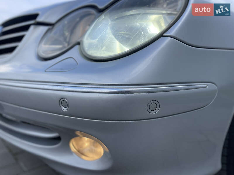 Купе Mercedes-Benz CLK-Class 2004 в Ровно