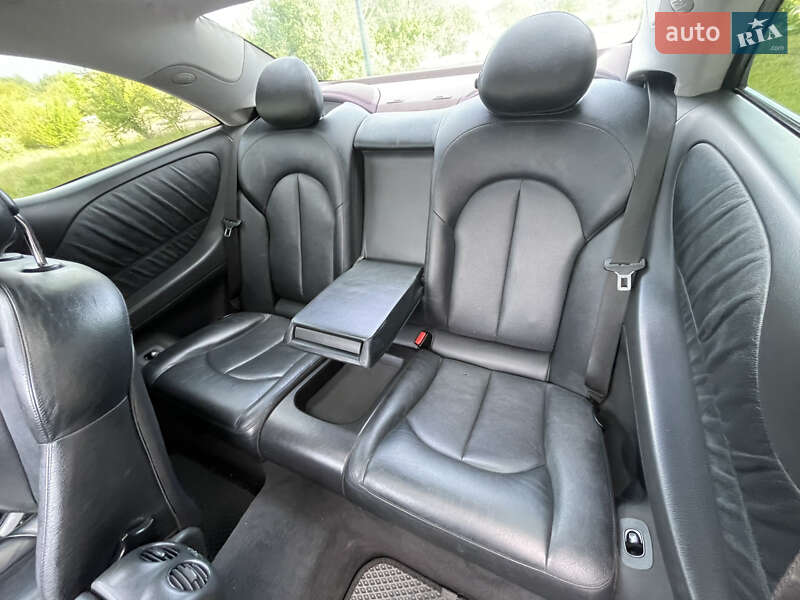 Купе Mercedes-Benz CLK-Class 2004 в Ровно