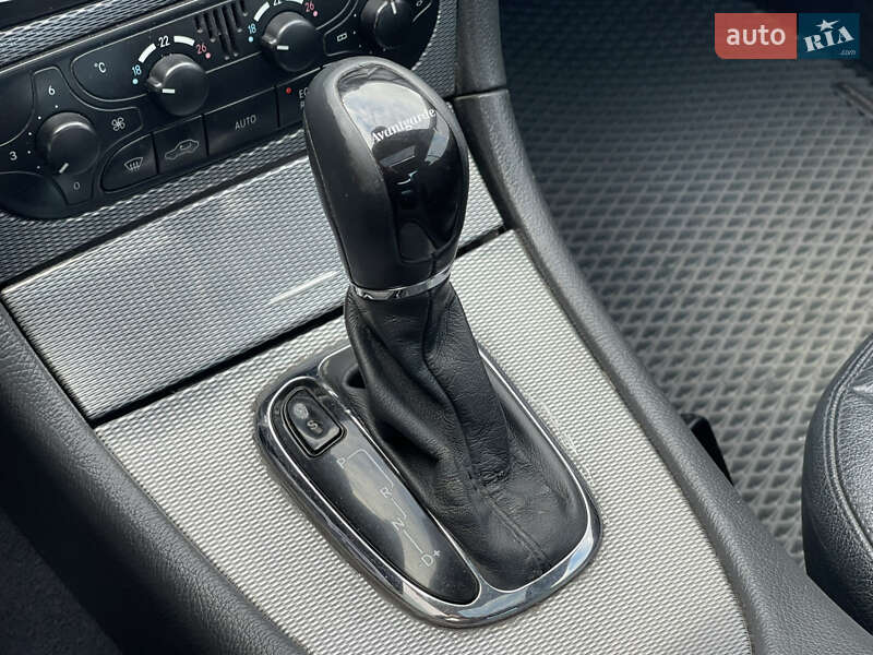 Купе Mercedes-Benz CLK-Class 2004 в Ровно