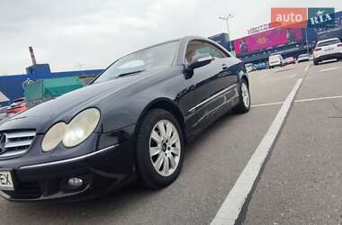 Купе Mercedes-Benz CLK-Class 2006 в 