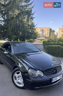 Купе Mercedes-Benz CLK-Class 2005 в 