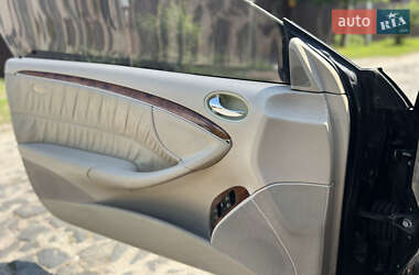 Купе Mercedes-Benz CLK-Class 2005 в 