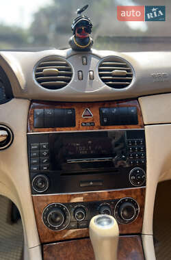 Купе Mercedes-Benz CLK-Class 2005 в 