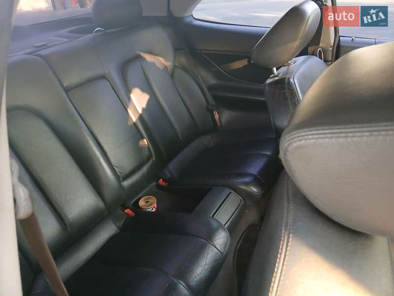 Купе Mercedes-Benz CLK-Class 2000 в Запорожье