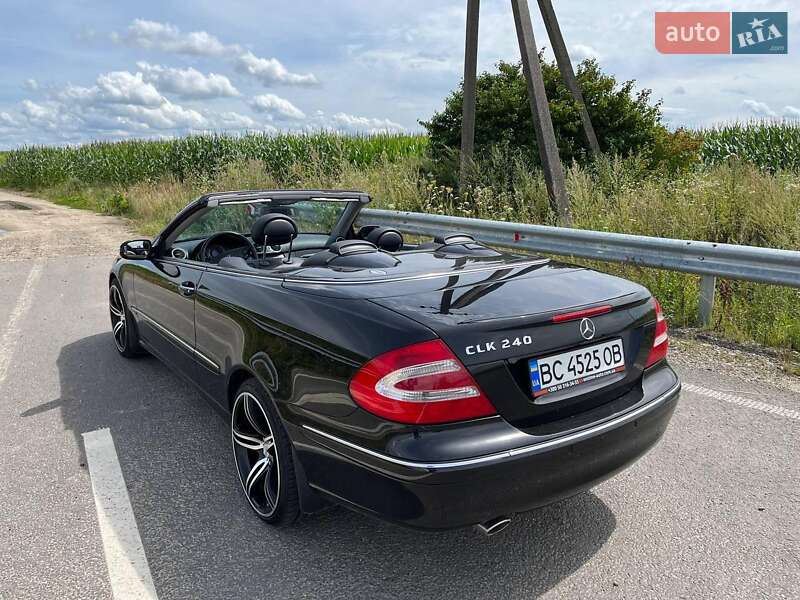 Кабриолет Mercedes-Benz CLK-Class 2004 в Львове