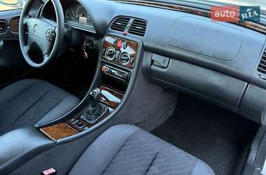 Купе Mercedes-Benz CLK-Class 2000 в 